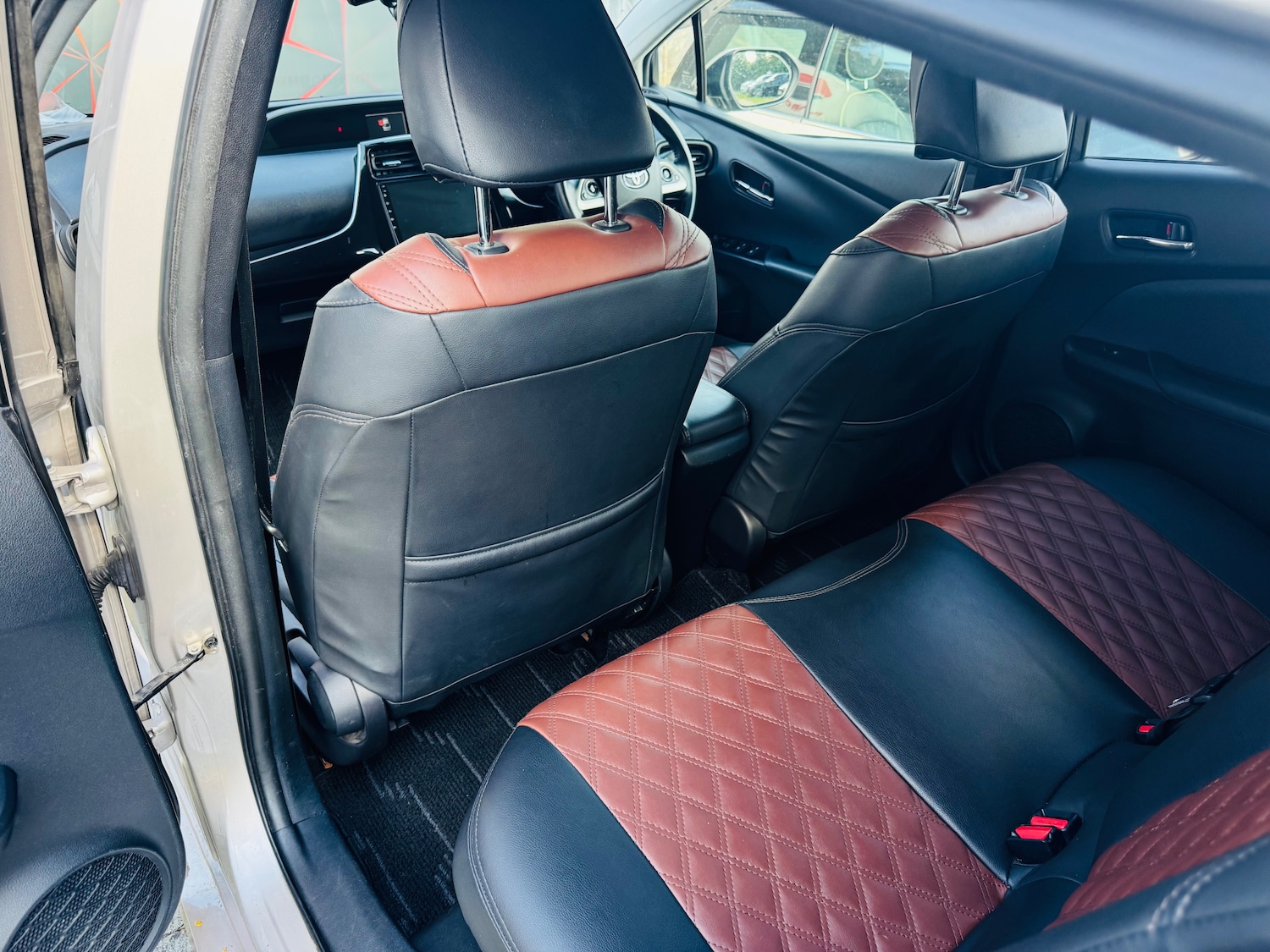 Used Toyota Prius 2020 for sale - 76217669: Photo 12