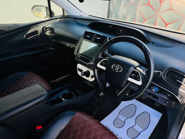 Used Toyota Prius 2020 for sale - 76217669: Photo 7