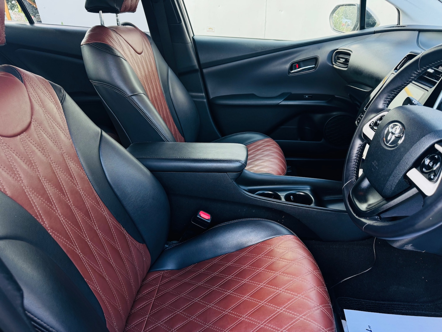 Used Toyota Prius 2020 for sale - 76217669: Photo 8