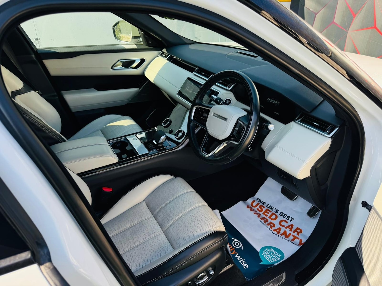 Used Land Rover Range Rover Velar 2021 for sale - 78029128: Photo 32