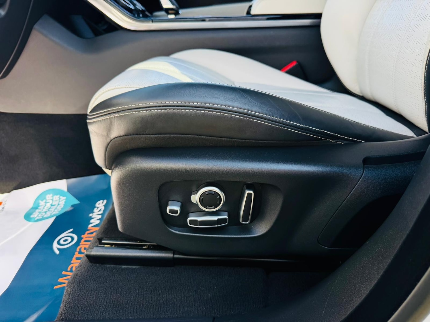 Used Land Rover Range Rover Velar 2021 for sale - 78029128: Photo 42