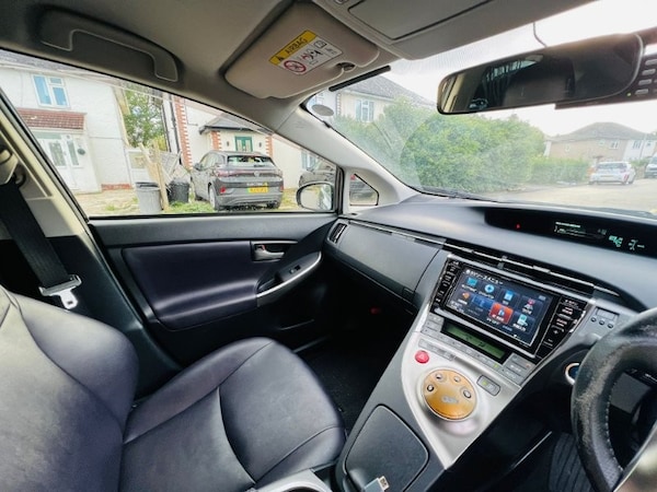 Used Toyota Prius 2023 for sale - 73733267: Photo 9