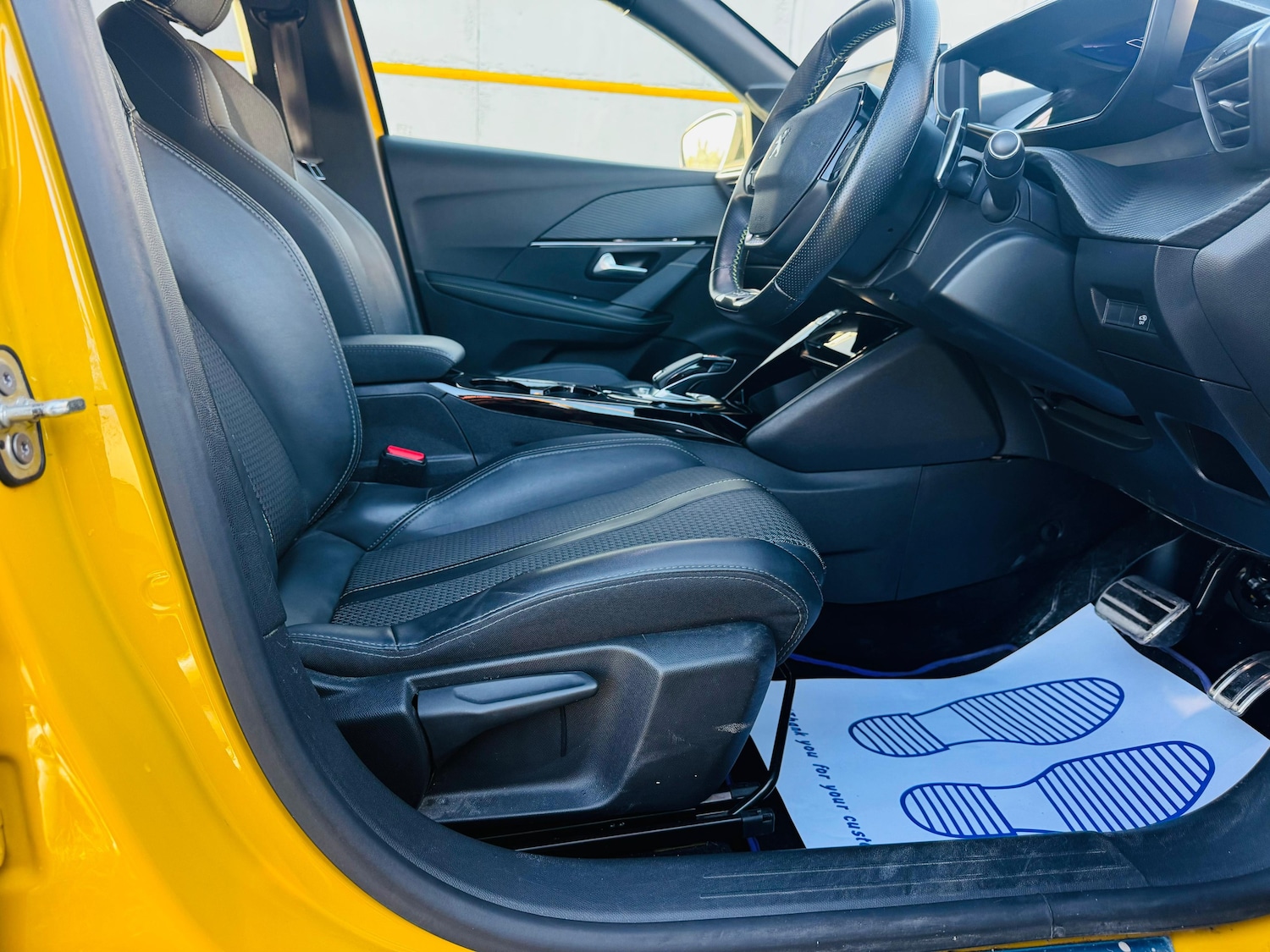 Used Peugeot 208 2020 for sale - 77052704: Photo 27