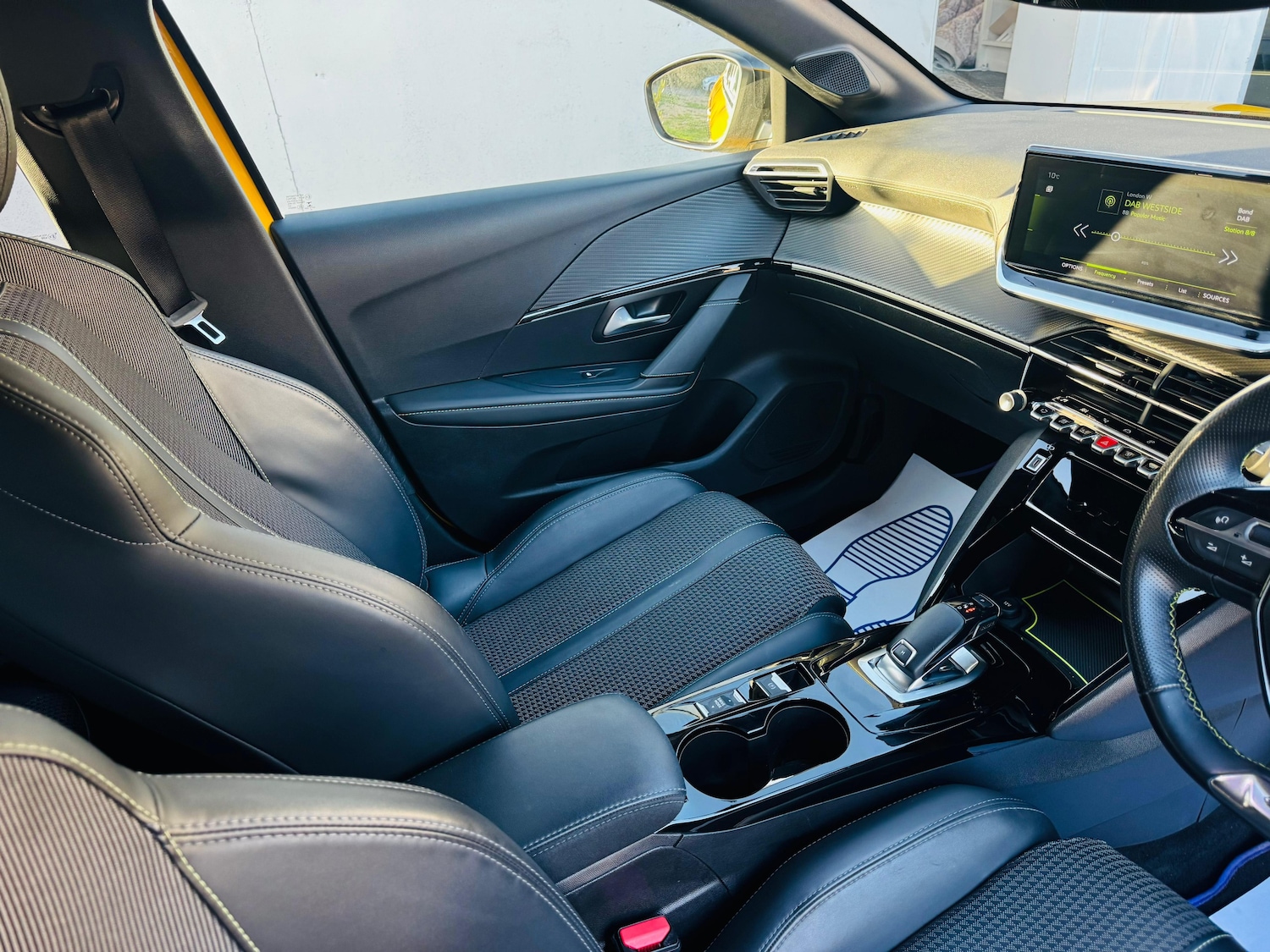 Used Peugeot 208 2020 for sale - 77052704: Photo 29