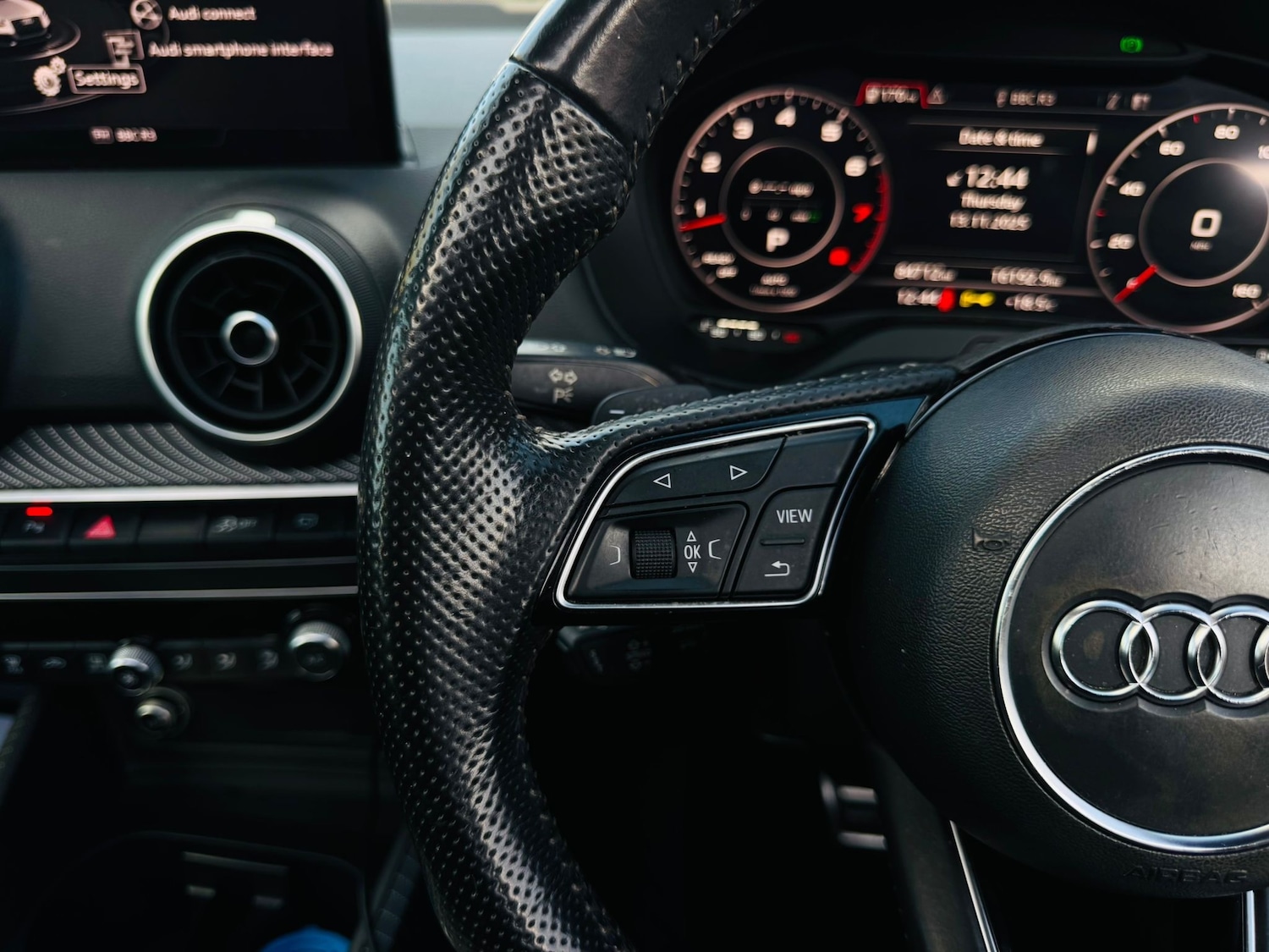 Used Audi Q2 2017 for sale - 76581237: Photo 35