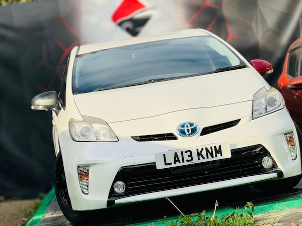 Used Toyota Prius 2023 for sale - 74608043: Photo 3