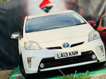 Used Toyota Prius 2013 for sale - 74608043: Photo