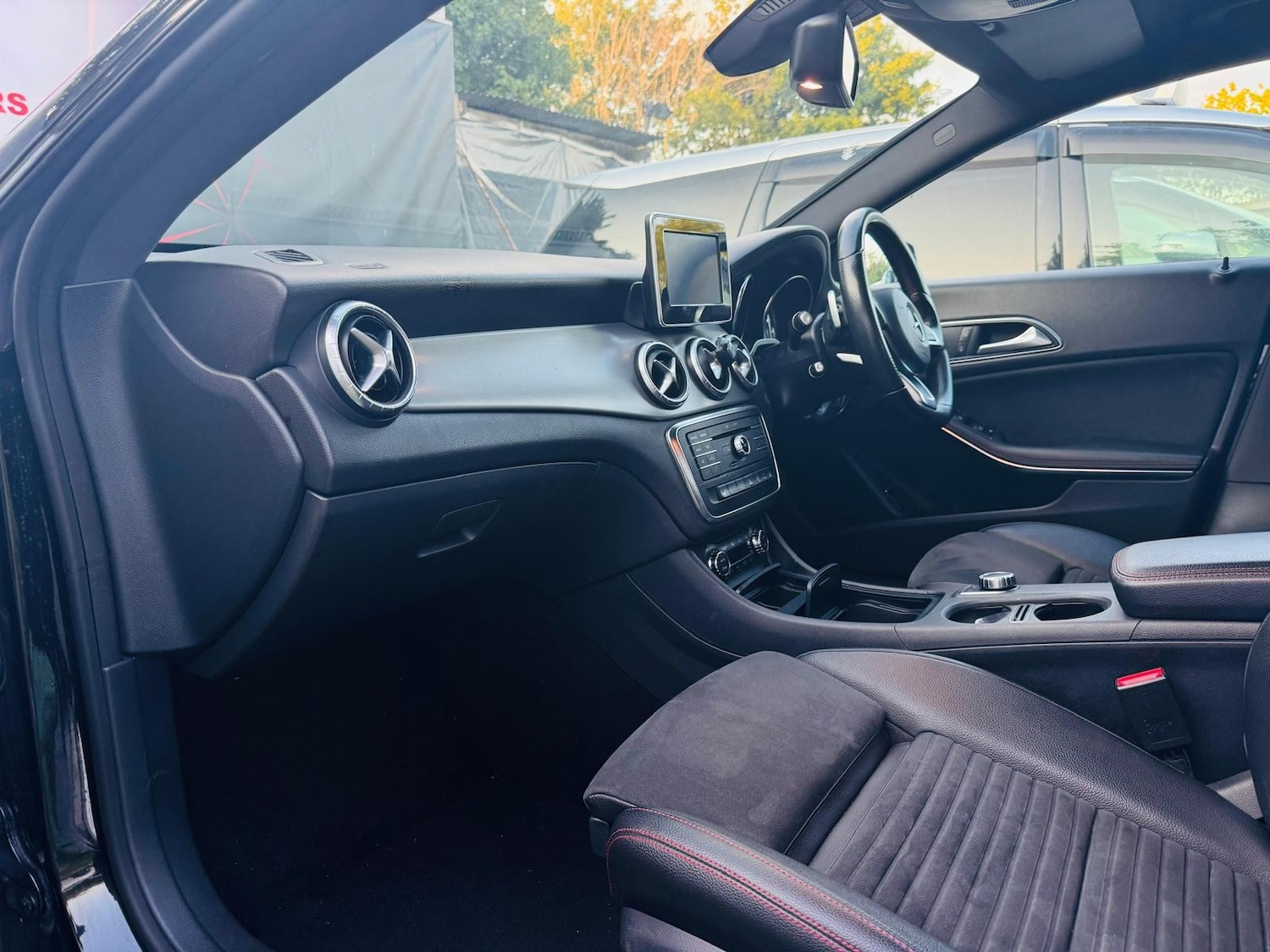 Used Mercedes-Benz CLA for sale - 77033566: Photo 9