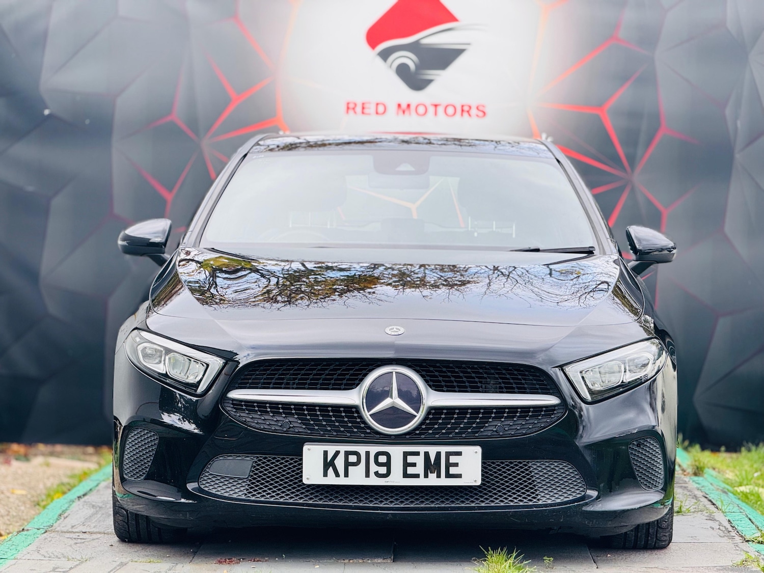 Used Mercedes-Benz A-Class 2019 for sale - 76569318: Photo 2