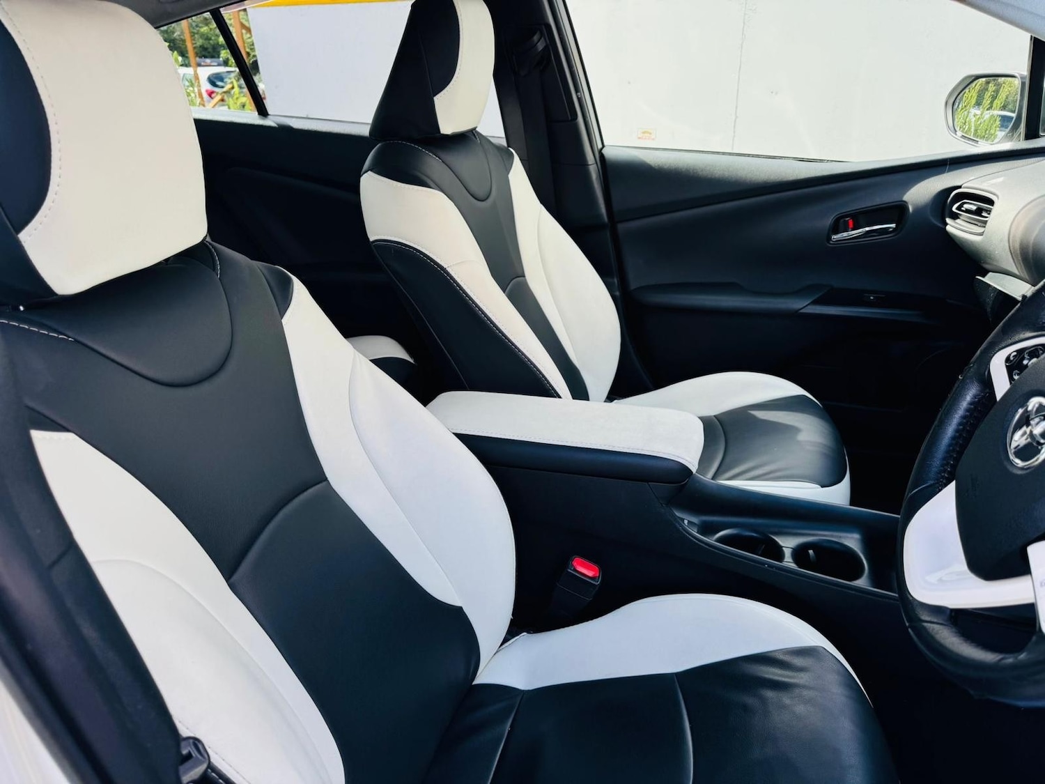 Used Toyota Prius 2022 for sale - 77984170: Photo 17