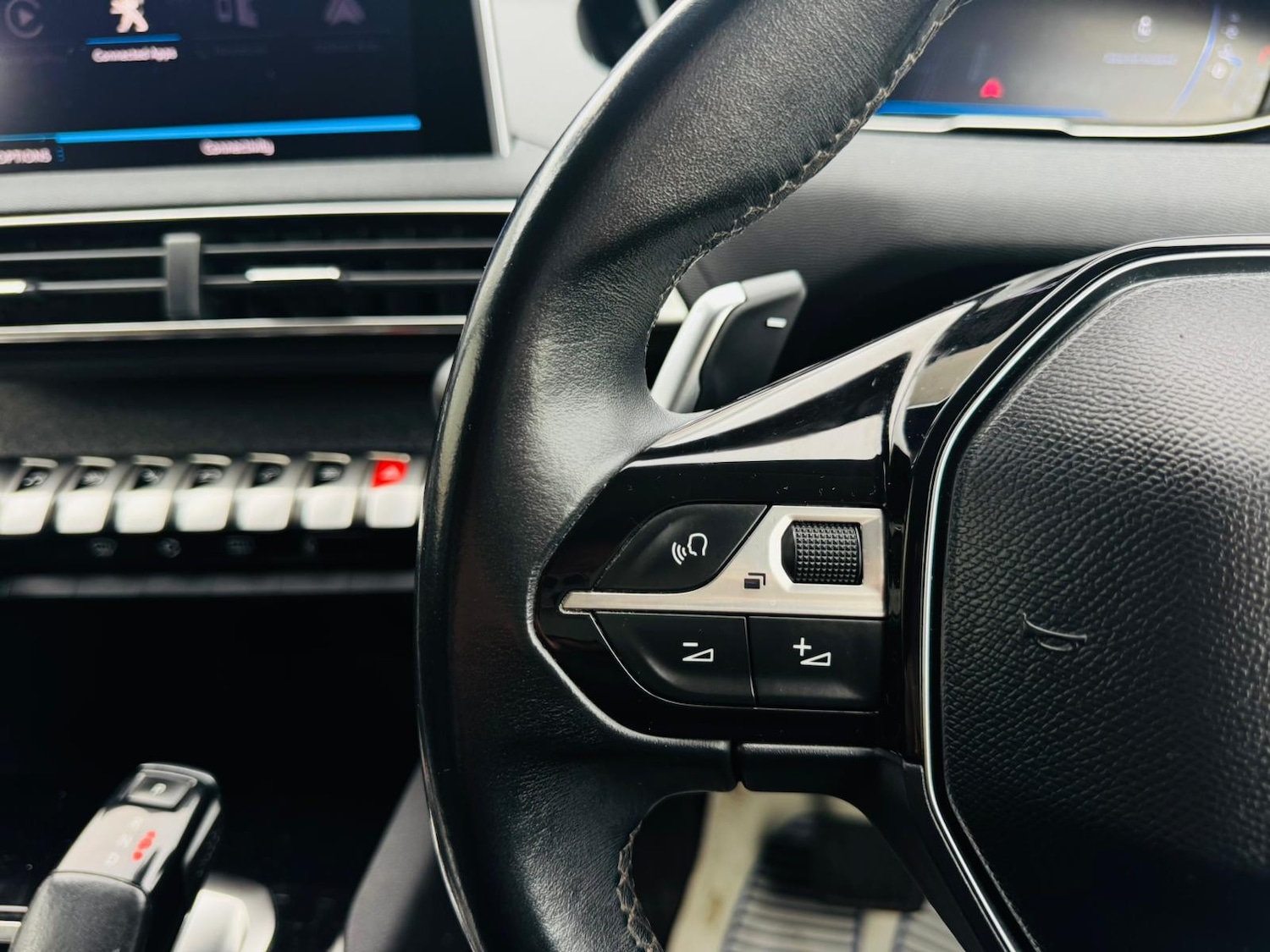 Used Peugeot 5008 2018 for sale - 77052703: Photo 20