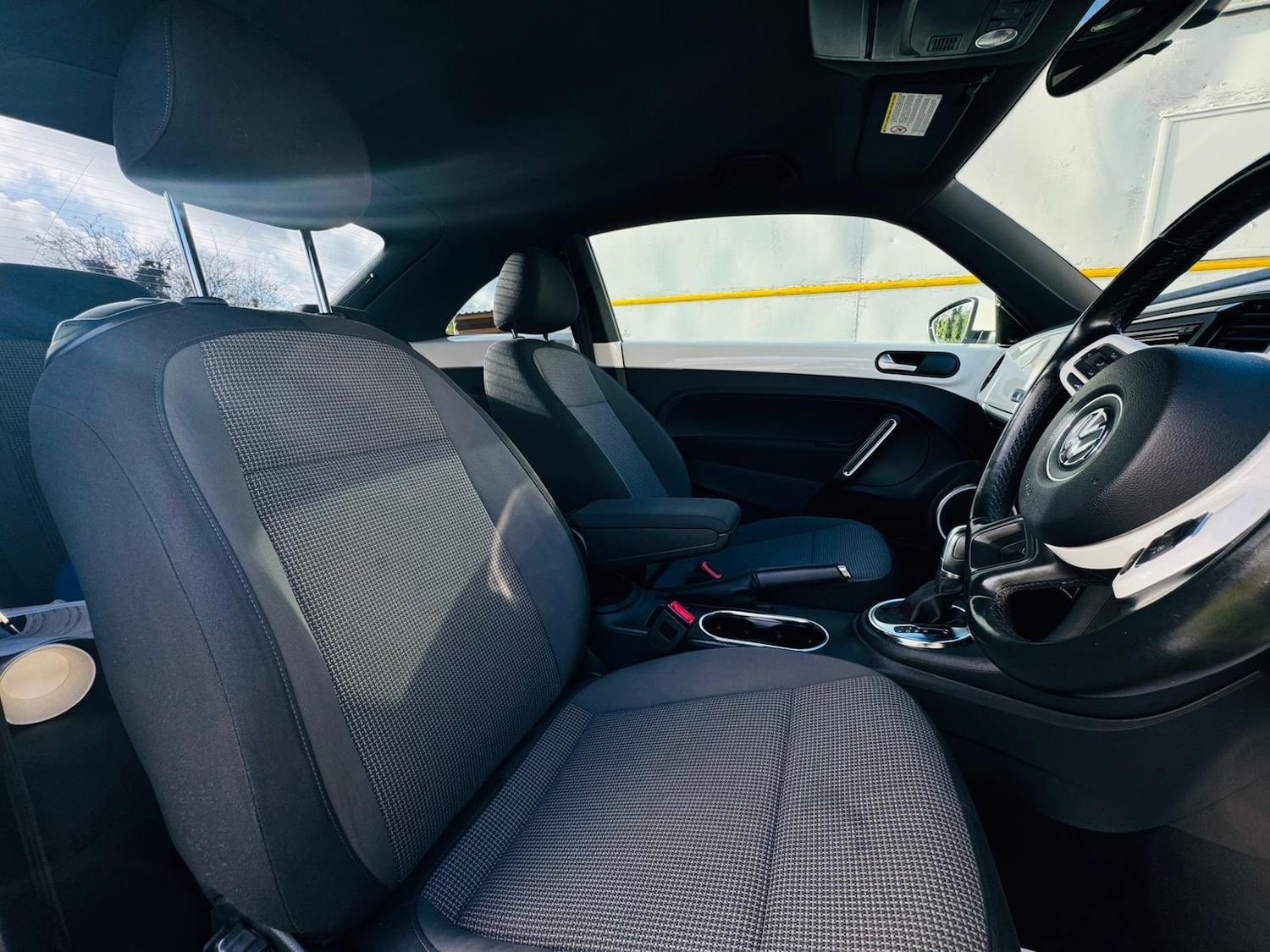 Used Volkswagen Beetle 2012 for sale - 76957665: Photo 22