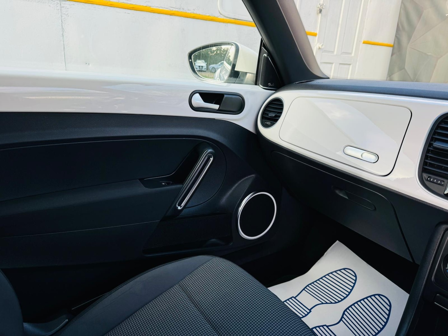 Used Volkswagen Beetle 2012 for sale - 76957665: Photo 26