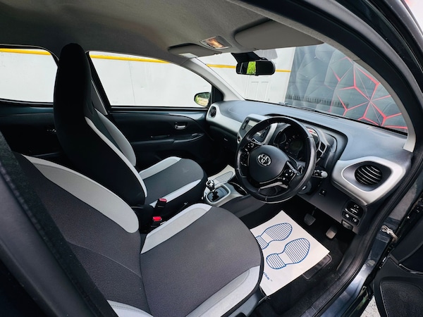 Used Toyota Aygo X 2018 for sale - 75632542: Photo 21