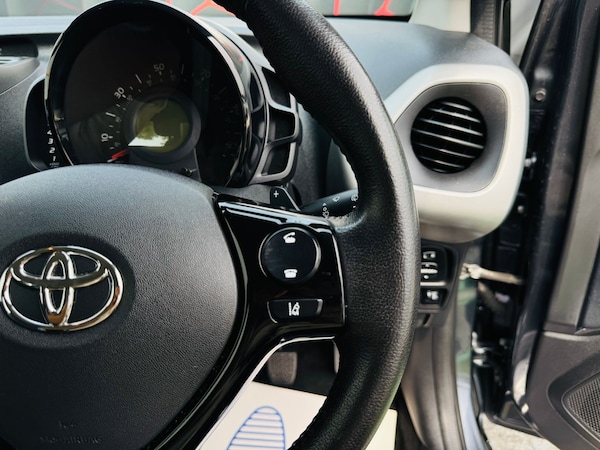 Used Toyota Aygo X 2018 for sale - 75632542: Photo 22
