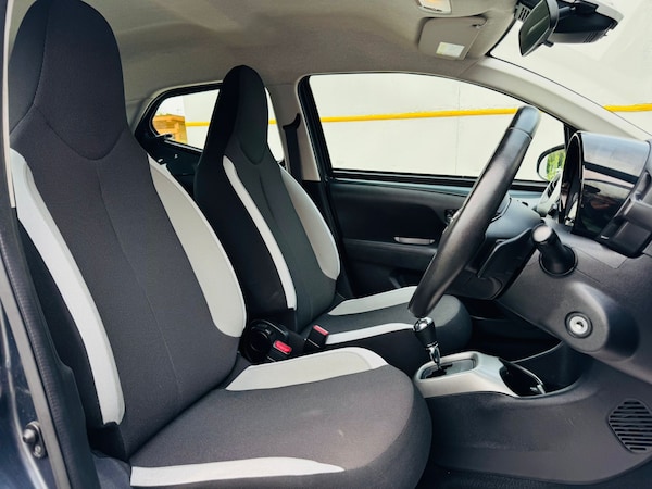 Used Toyota Aygo X 2018 for sale - 75632542: Photo 24