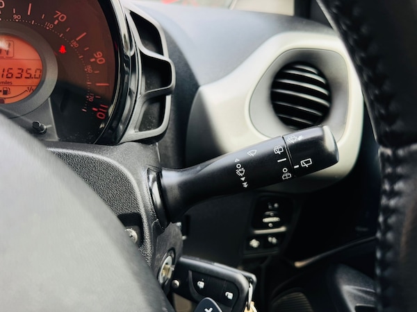 Used Toyota Aygo X 2018 for sale - 75632542: Photo 28