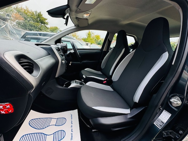 Used Toyota Aygo X 2018 for sale - 75632542: Photo 30