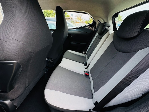 Used Toyota Aygo X 2018 for sale - 75632542: Photo 32