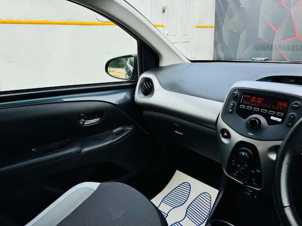 Used Toyota Aygo X 2018 for sale - 75632542: Photo 38