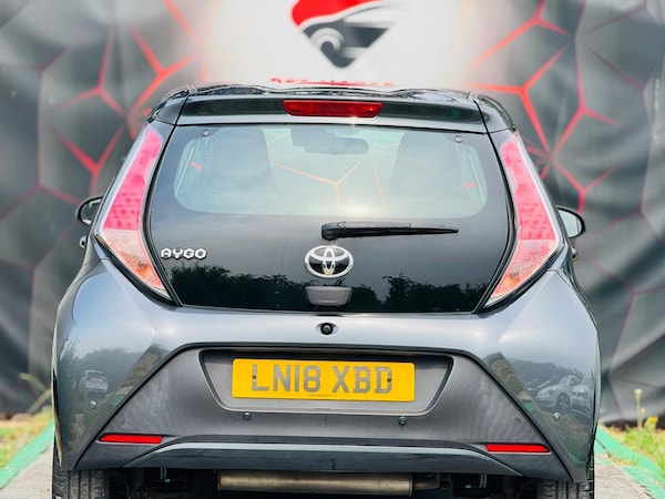 Used Toyota Aygo X 2018 for sale - 75632542: Photo 3