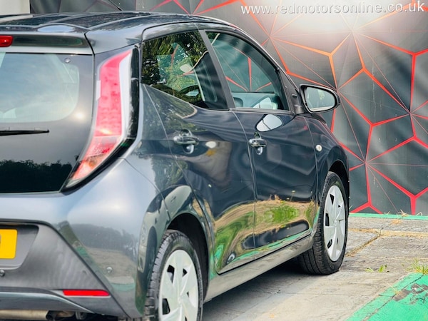 Used Toyota Aygo X 2018 for sale - 75632542: Photo 9