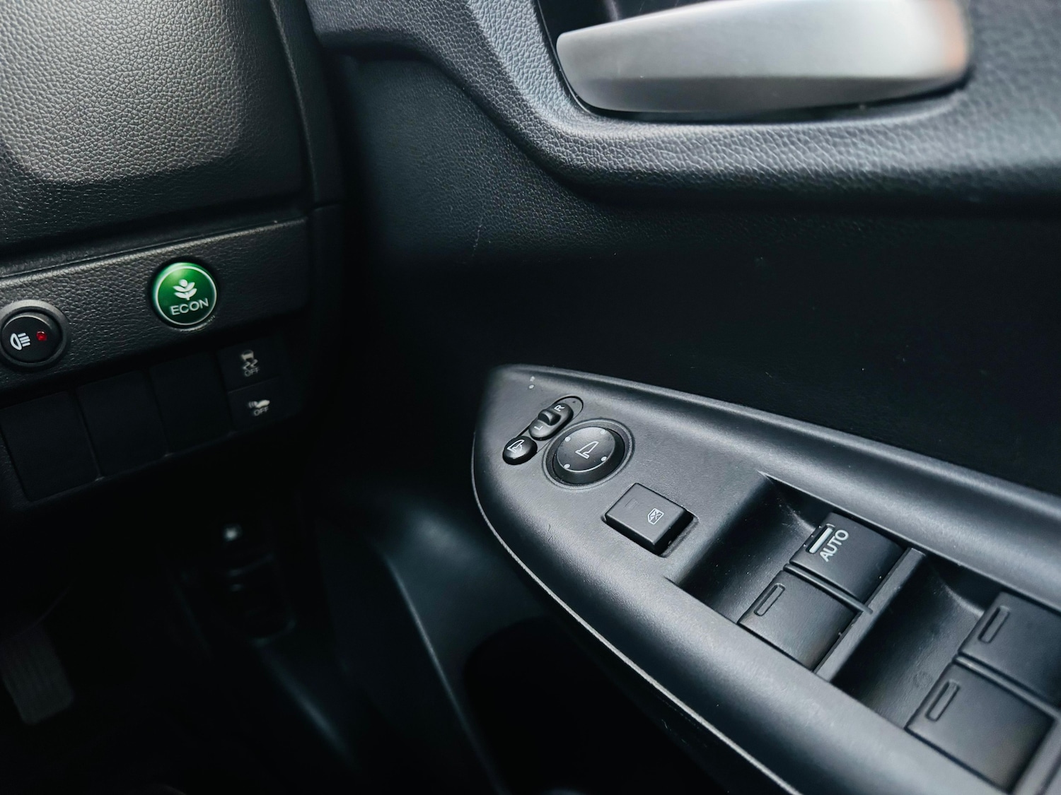 Used Honda Fit 2023 for sale - 76969109: Photo 25