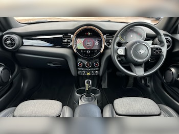 Used MINI Hatch 2022 for sale - 78592402: Photo