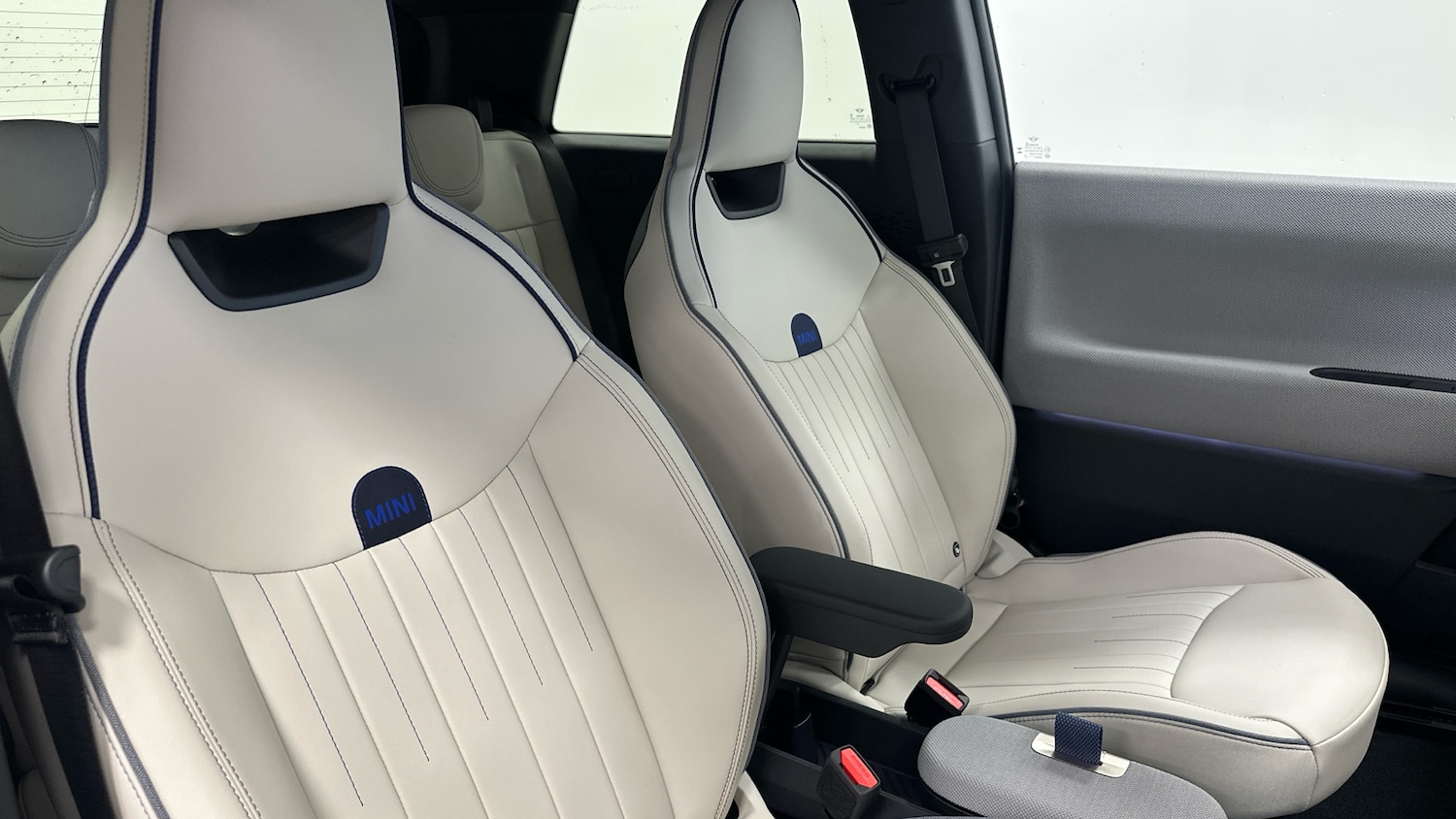 Used MINI Cooper 2025 for sale - 77125647: Photo 11