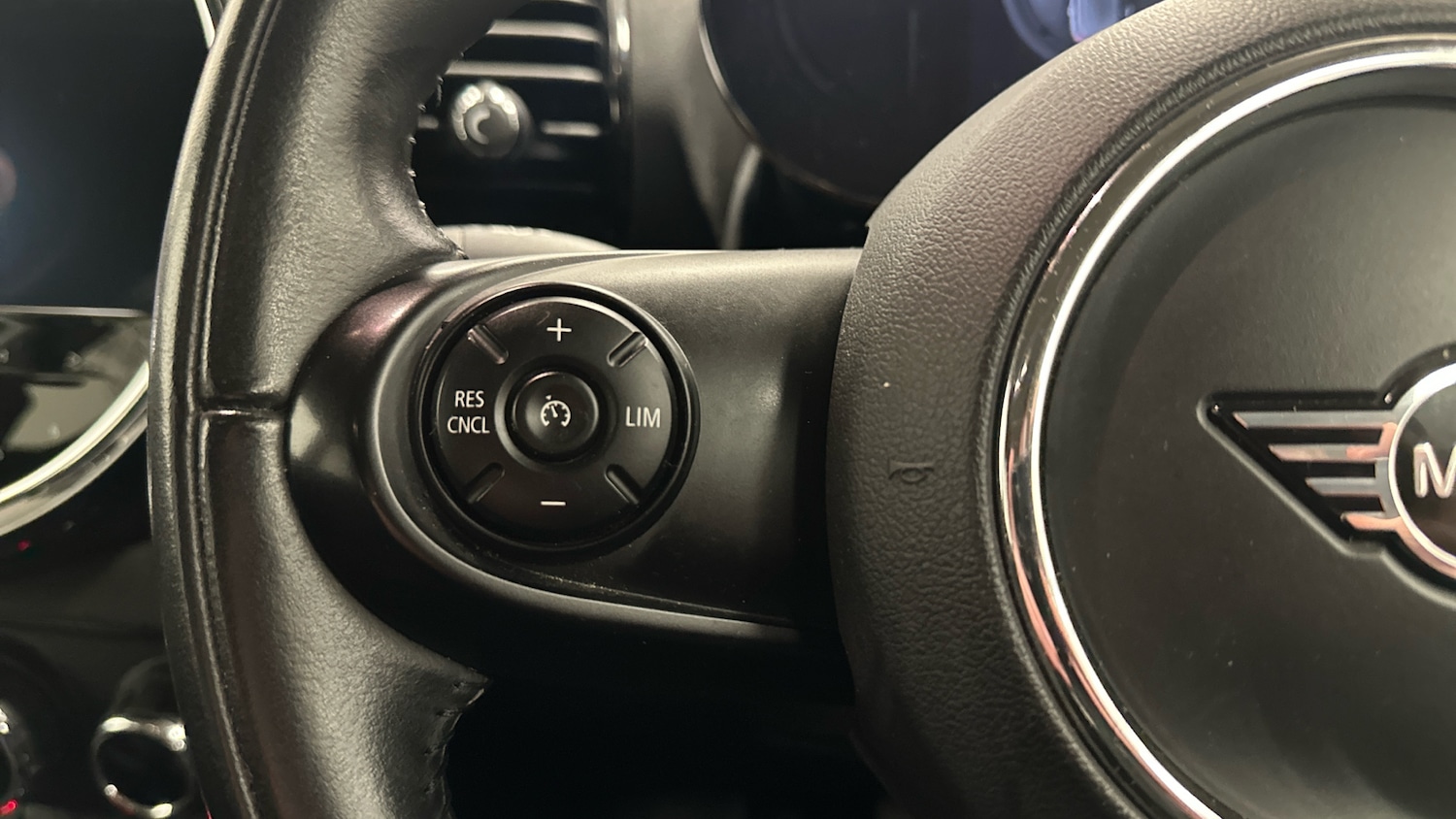 Used MINI Clubman 2020 for sale - 77147902: Photo 17