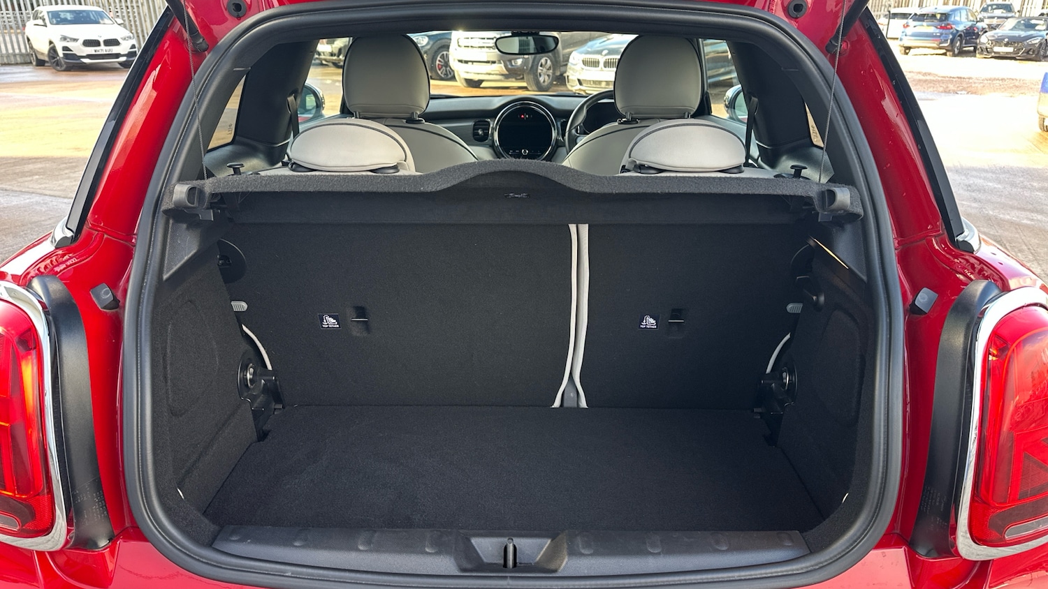 Used MINI Hatch 2023 for sale - 77093735: Photo 13