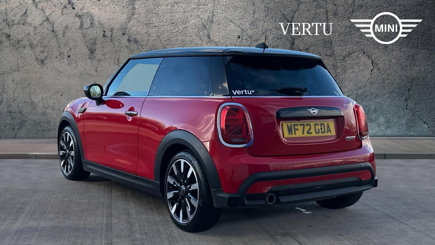 Used MINI Hatch 2023 for sale - 77093735: Photo 2