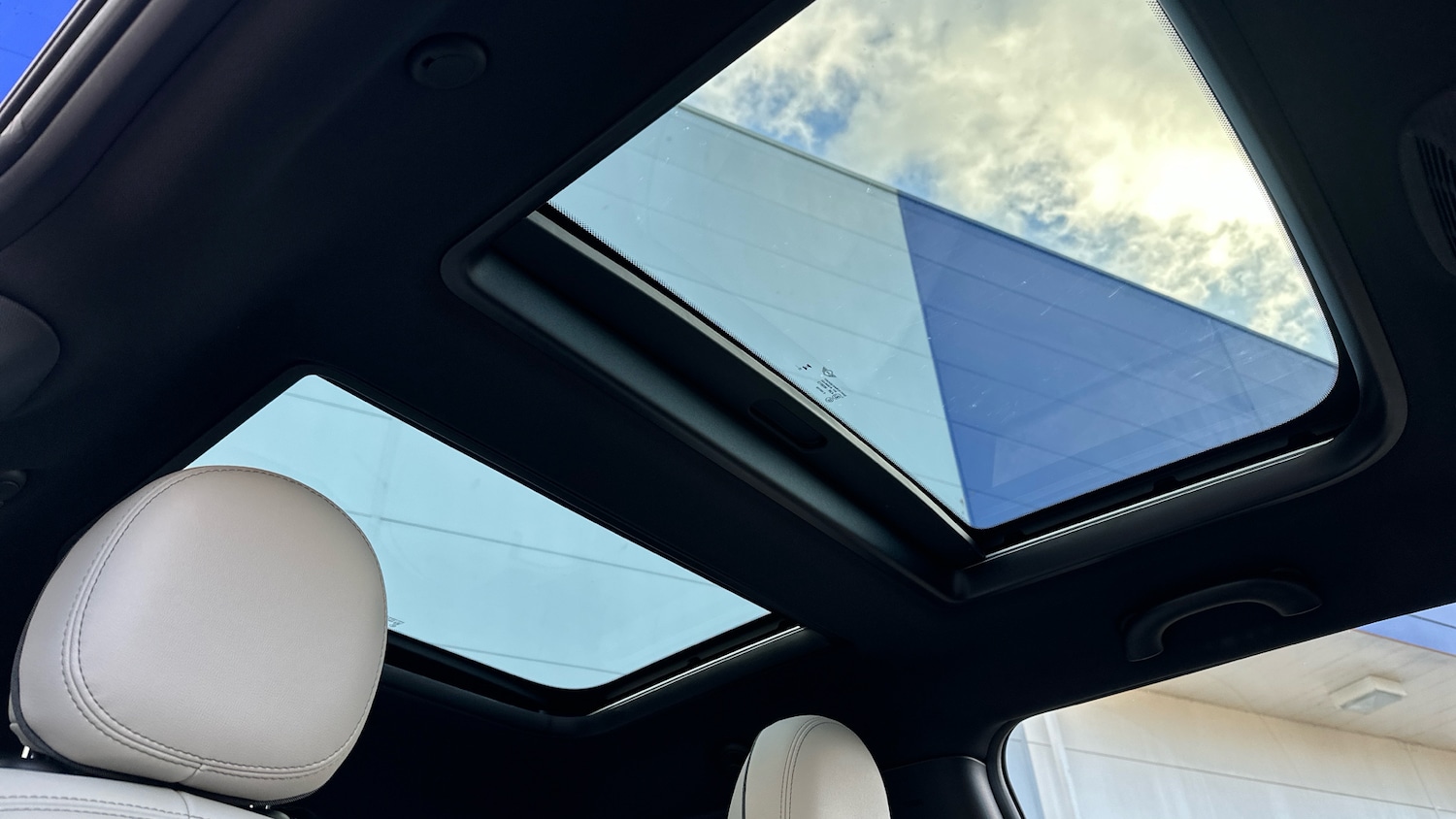 Used MINI Hatch 2023 for sale - 77093735: Photo 27