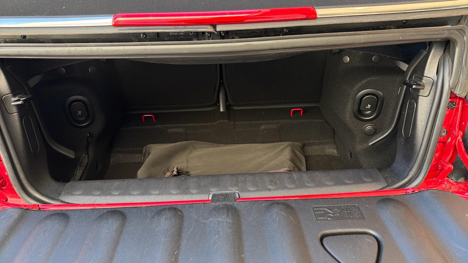 Used MINI Convertible 2023 for sale - 78015104: Photo 13