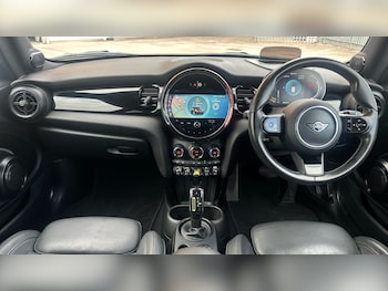 Used MINI Hatch 2021 for sale - 75651899: Photo