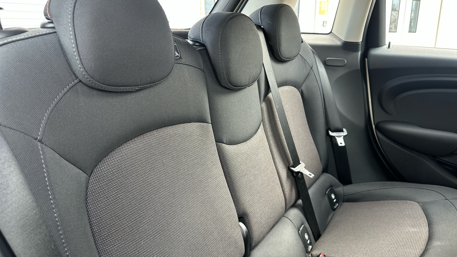 Used MINI Hatch 2018 for sale - 76126214: Photo 12