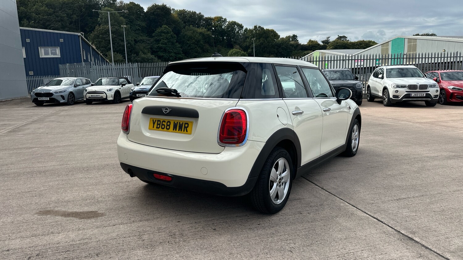 Used MINI Hatch 2018 for sale - 76126214: Photo 24