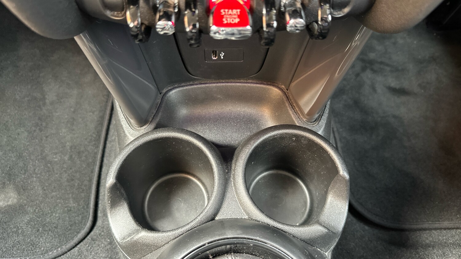 Used MINI Hatch 2018 for sale - 76126214: Photo 30