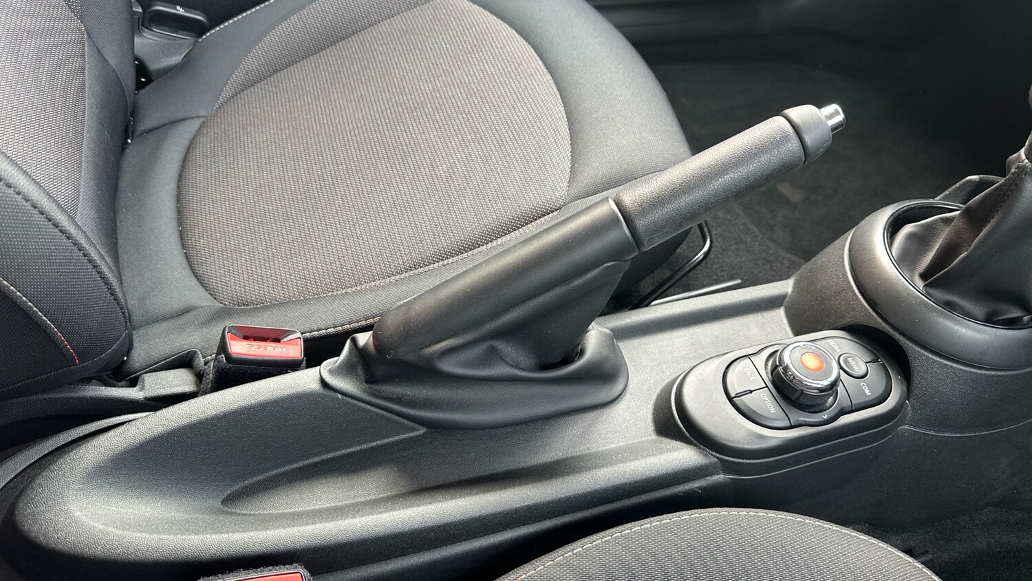 Used MINI Hatch 2018 for sale - 76126214: Photo 33