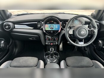 Used MINI Convertible 2024 for sale - 78251643: Photo