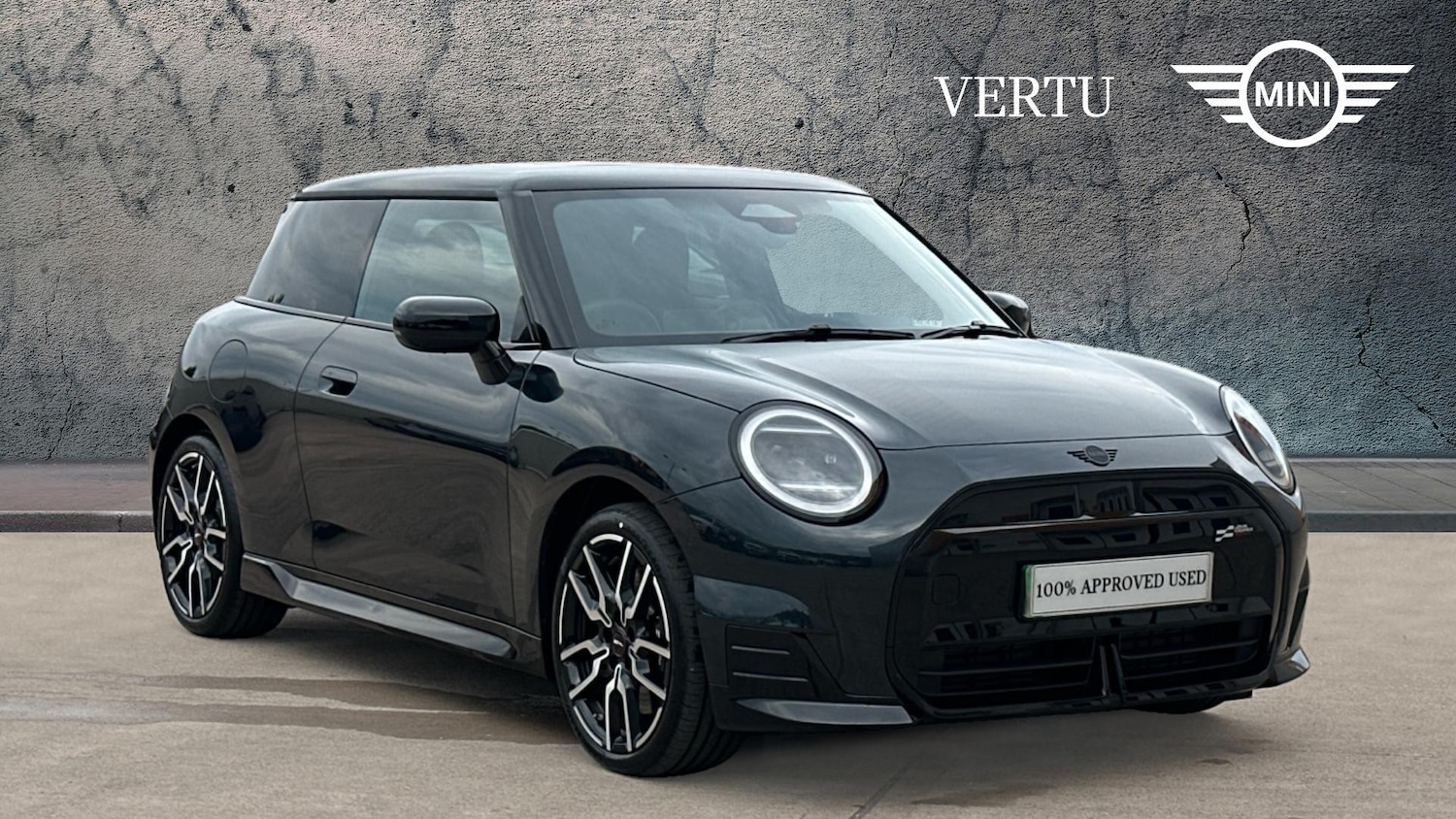 Used MINI Cooper 2025 for sale - 76428560: Photo 1