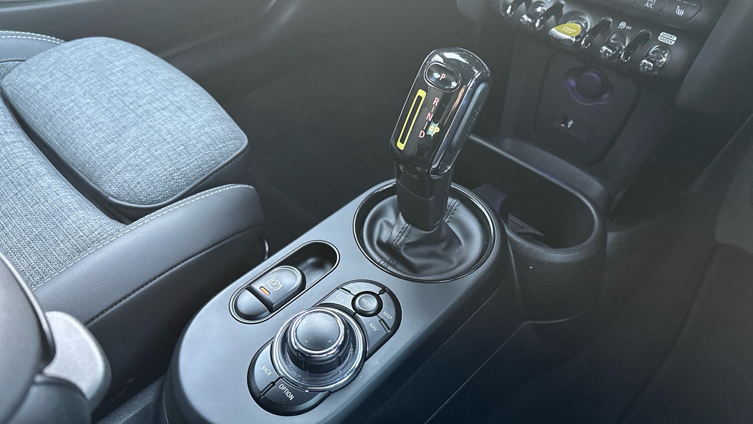 Used MINI Hatch 2022 for sale - 77093734: Photo 10