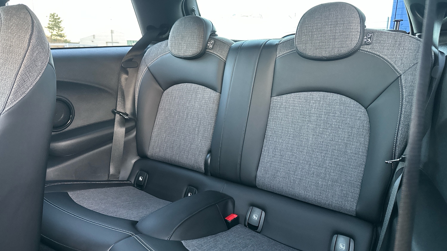 Used MINI Hatch 2022 for sale - 77093734: Photo 12