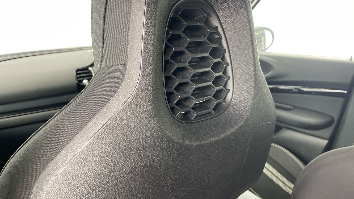 Used MINI Clubman 2022 for sale - 76277083: Photo 30