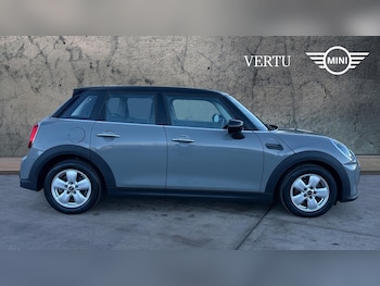 Used MINI Hatch 2021 for sale - 77004277: Photo