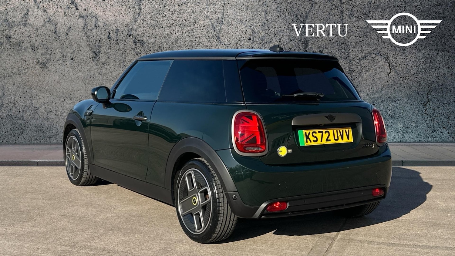 Used MINI Hatch 2023 for sale - 77963076: Photo 2