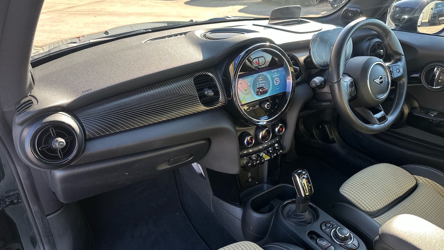 Used MINI Hatch 2023 for sale - 77963076: Photo 7