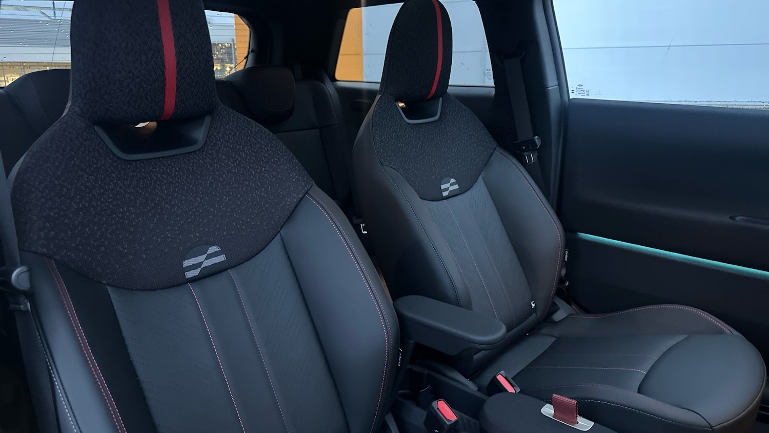 Used MINI Cooper 2025 for sale - 76566220: Photo 11