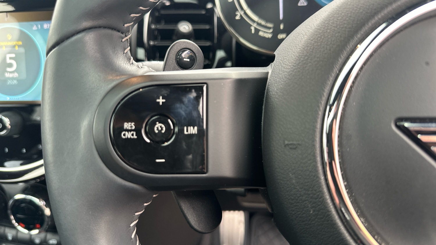 Used MINI Hatch 2023 for sale - 77763325: Photo 17