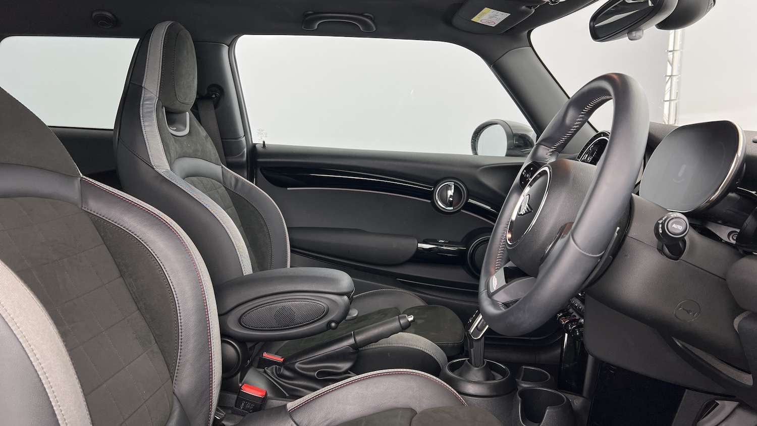 Used MINI Hatch 2021 for sale - 77744169: Photo 11